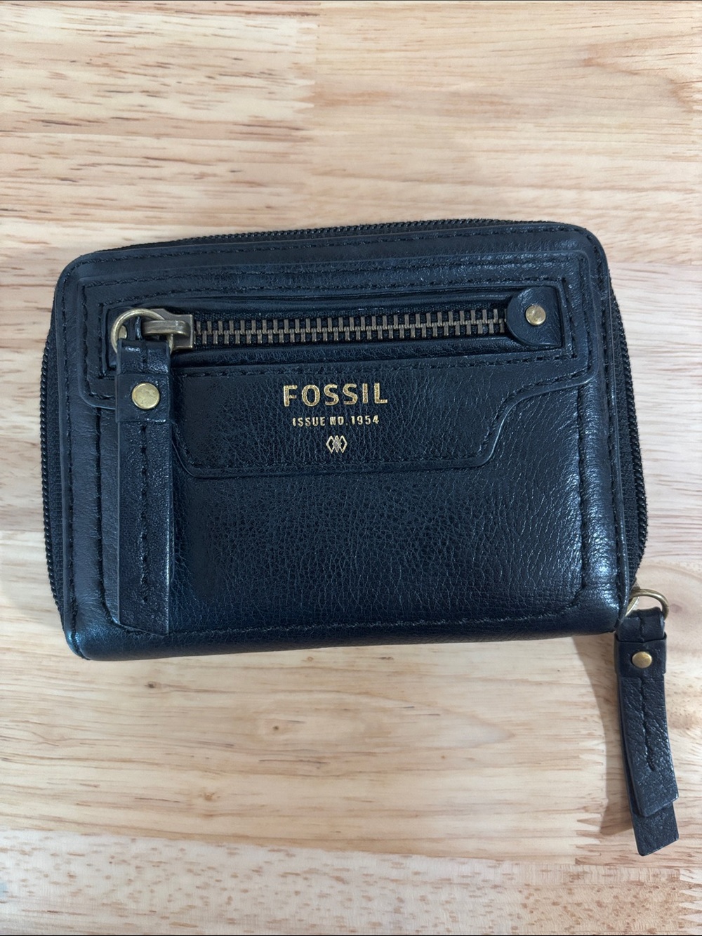 Fossil Black Leather Zip Card Wallet with Gold Accents